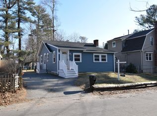 27 Annawon Dr, Halifax, MA 02338