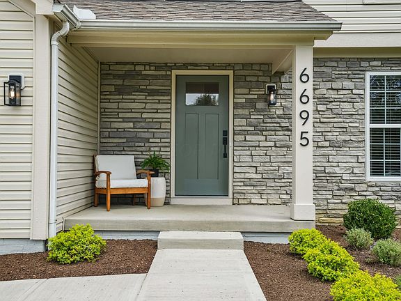 2nd image of 6695 Apricot Pl
