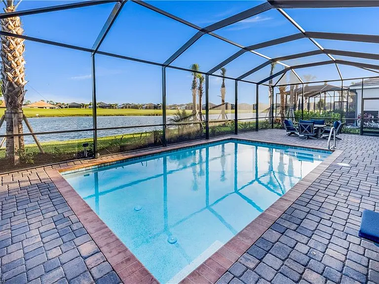 25078 Golden Fern Dr — Photo 1