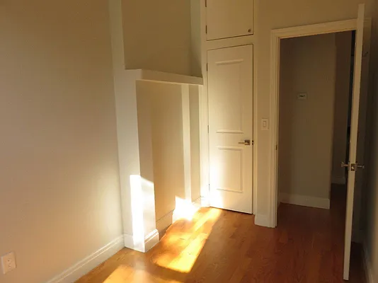 Rented by Space Real Estate | media 43