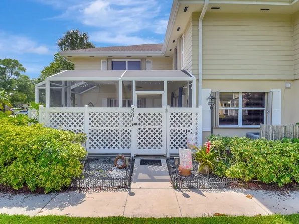 5201 Wheatley Court, Boynton Beach, FL 33436