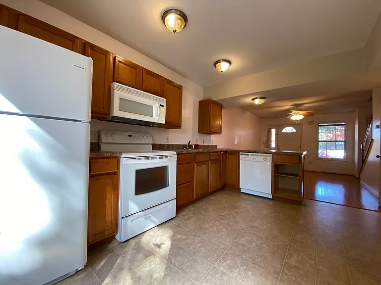 2465 S Woolery Mill Dr — Photo 7