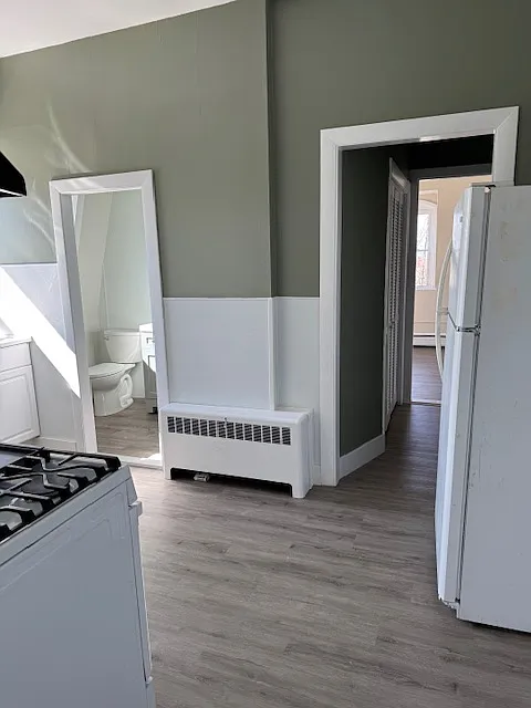 1 bed, $1,600 — Photo 3