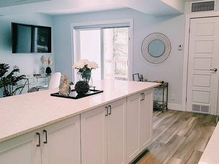 144 Lucan Ave #210 — Photo 14