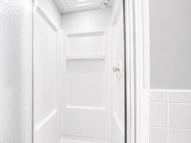 239 Vine St #5 — Photo 5