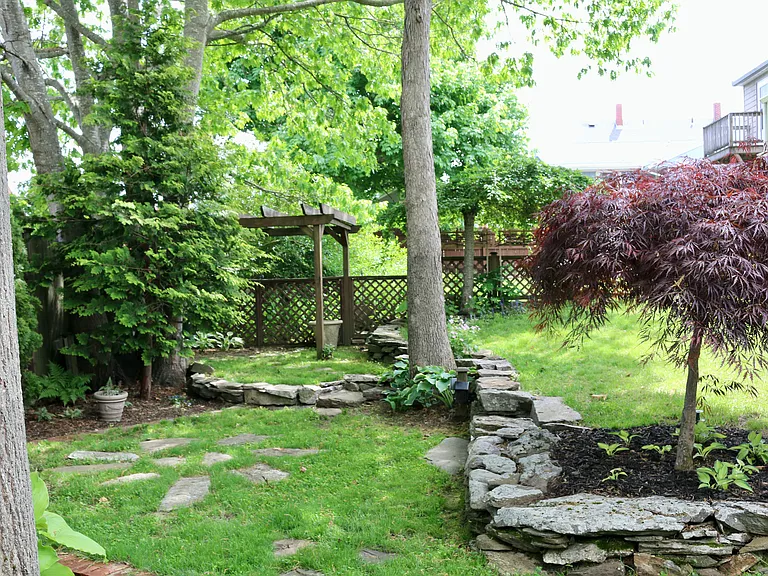 37 Green St #1 — Photo 19
