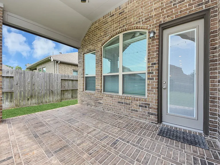 2547 Granberry Point — Photo 37