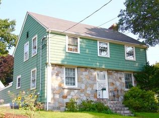 82 Plymouth Ave, Swampscott, MA 01907