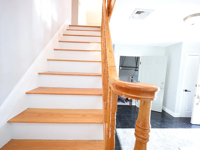43 Barrow Pl #2 — Photo 6