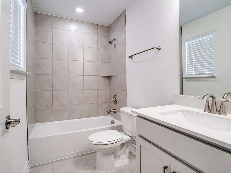 1600 Tyler Dr — Photo 22