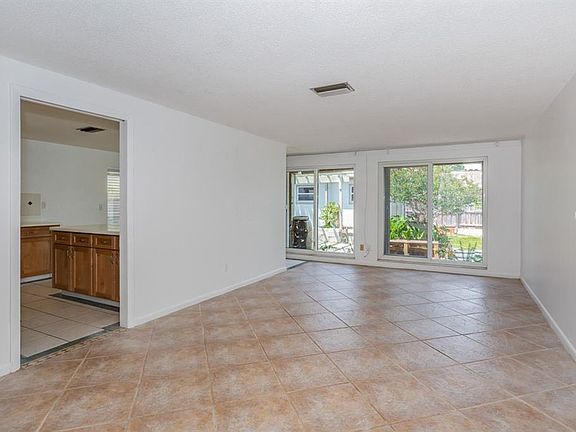 4th image of 8413 Woodbrier Ct