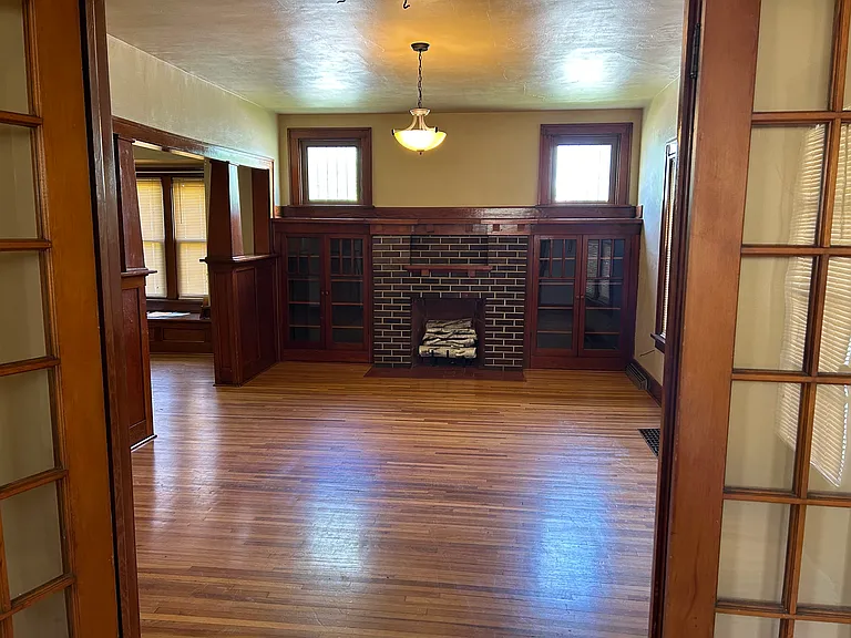 321 N Van Buren Ave — Photo 5