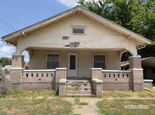 216 N 12th St, Tonkawa, OK 74653