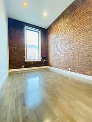 Rented by Capri Jet Realty Corp