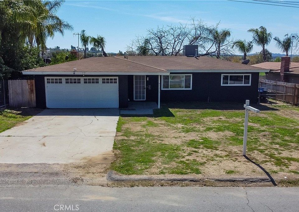 1st image of 32969 Avenue D