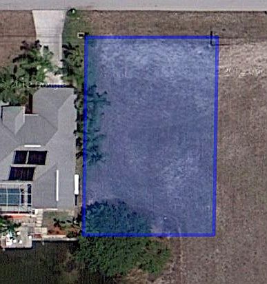 1st image of 220 NW 12th Ln