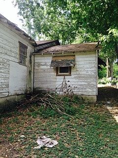 2nd image of 1114 E Avenue B