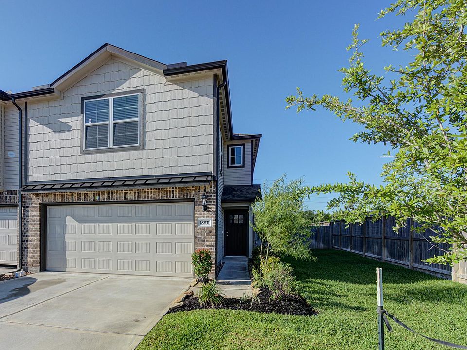 1st image of 18831 Glenwood Chase Ct