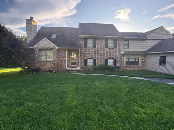 1872 Yingling Dr, Spring Grove, PA 17362