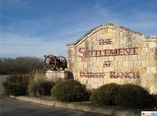 531 E Houston St, Luling, TX 78648