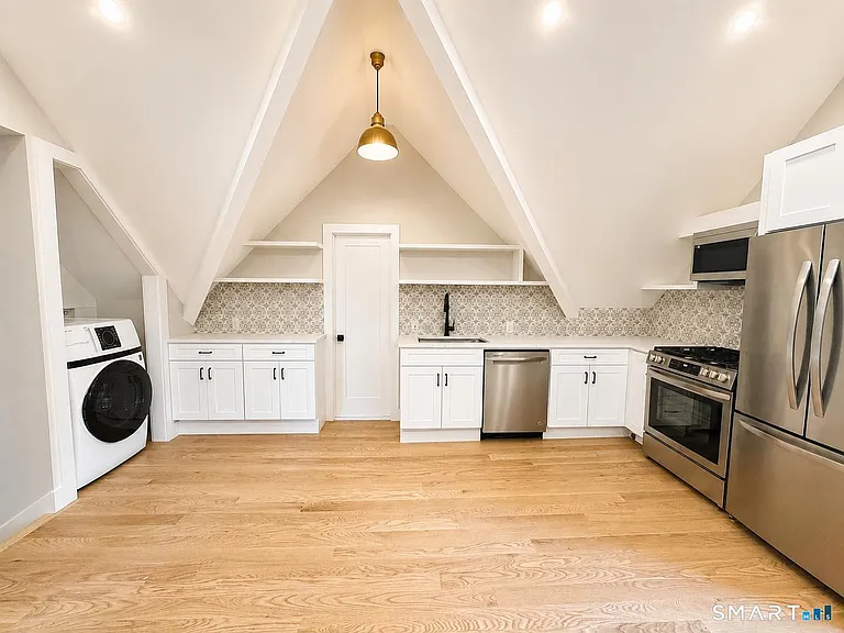 25 Quintard Ave — Photo 26