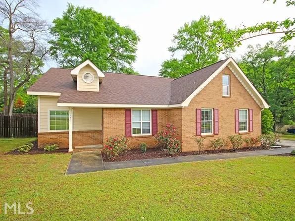 140 Wellston Cir, Warner Robins, GA 31093