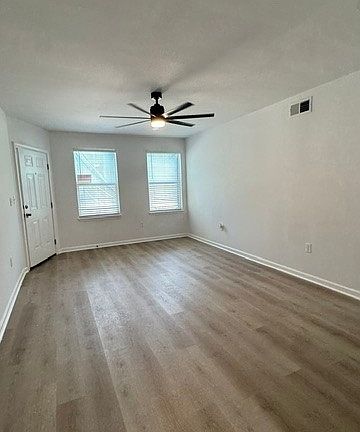 5th image of 222 Mount Vernon Dr #C