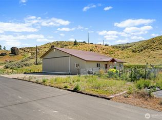 675 Peach Rd, Waterville, WA 98858