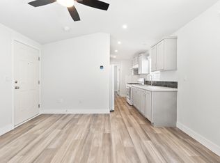 12753 Sierra Hwy #8, Santa Clarita, CA 91390