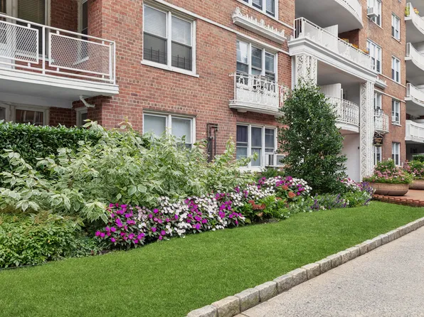 69-10 108th Street image 8 of 10