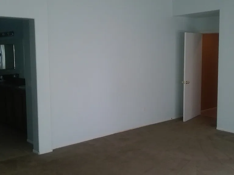 13384 Ava Loma Way — Photo 10