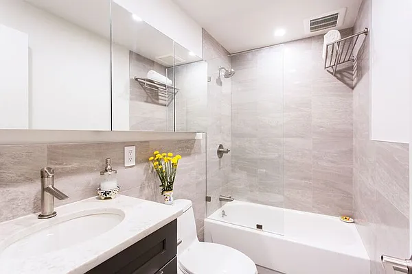 Sold by Orrichio Anderson | media 15