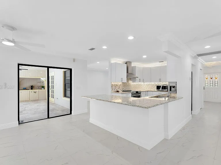 2244 Quail Rdg — Photo 40