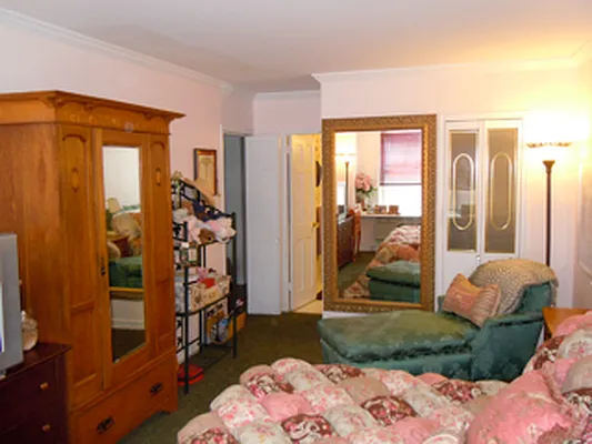 Sold by Owner | media 3