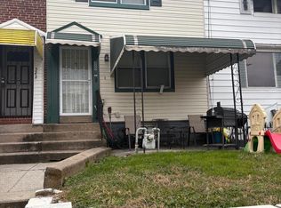 320 Mulberry St, Darby, PA