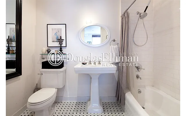 Rented by Douglas Elliman | media 4