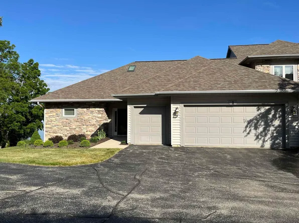N825 Waubunsee Trl Unit 1, Fort Atkinson, WI 53538