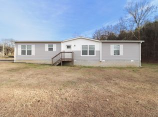 186 Aggie Perry Rd, Bethpage, TN 37022