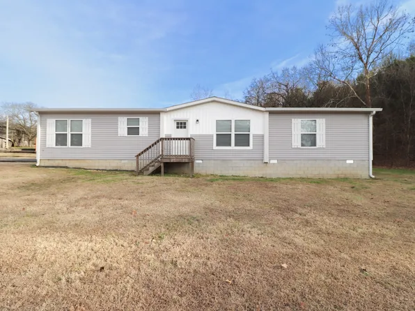 186 Aggie Perry Rd, Bethpage, TN 37022