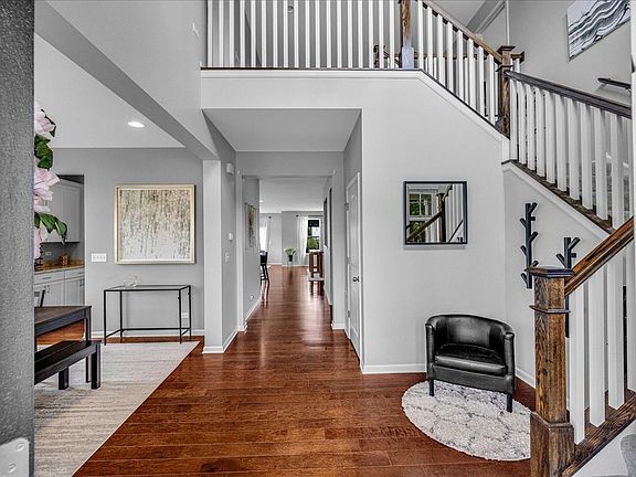 3rd image of 1607 Star Grass Cir