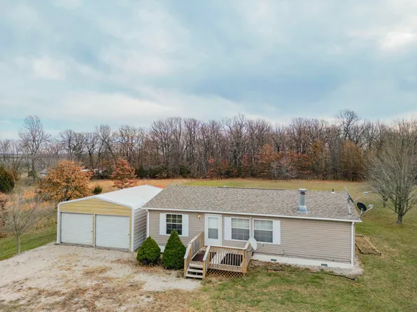 4810 S 102nd Road, Bolivar, MO 65613