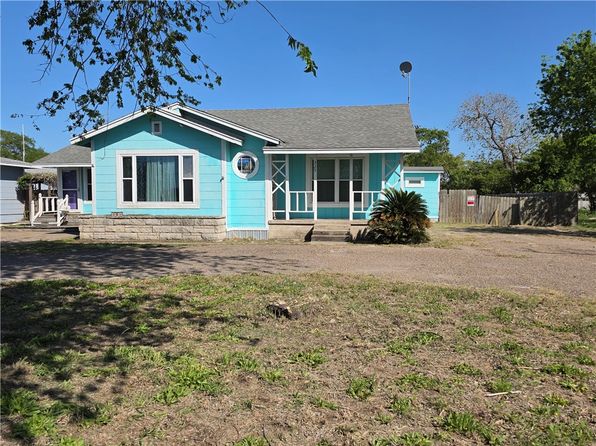 325 S Saunders St, Aransas Pass, TX 78336
