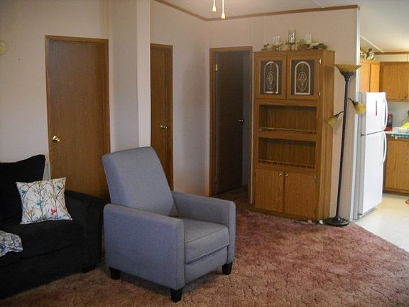 4th image of 124 E Grissom Ave