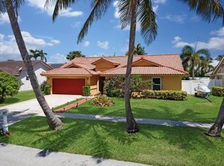 411 Sequoia Ln, Boca Raton, FL 33487