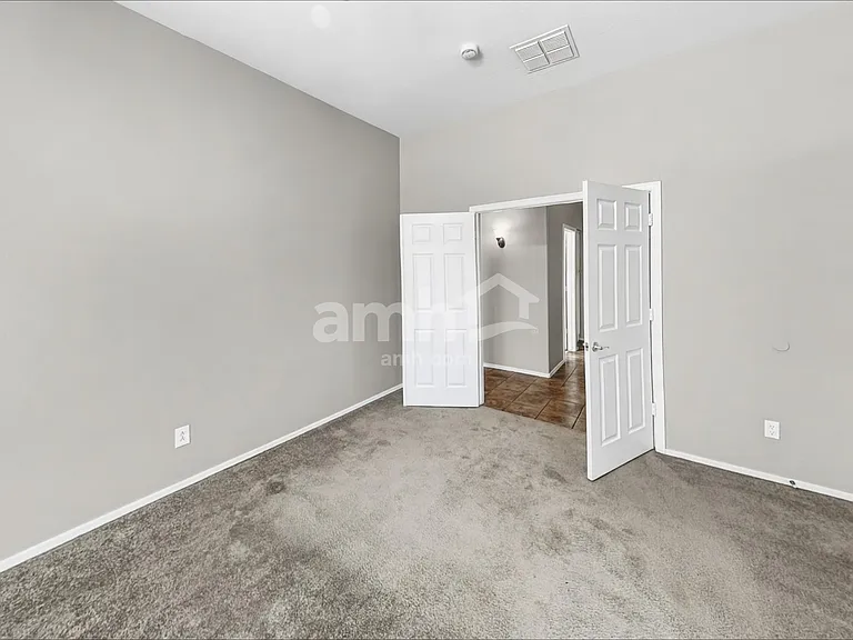 12717 W Earll Dr — Photo 10