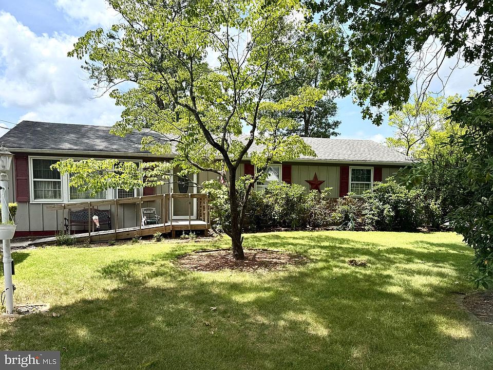 1st image of 51 Porreca Dr