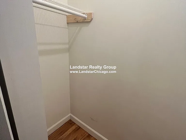 3848 W Ainslie St #2 — Photo 17