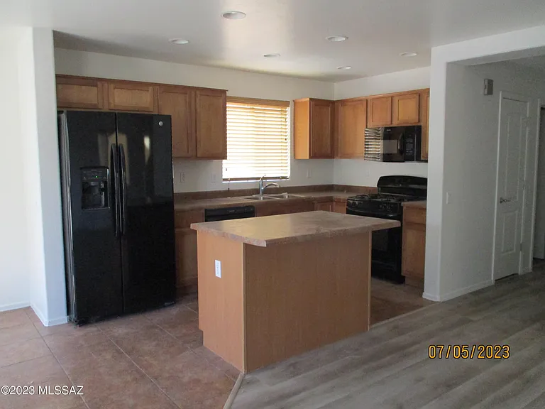 14375 S Camino El Galan — Photo 6