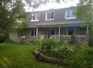 185 Letts Rd, Oakland, MI 48363