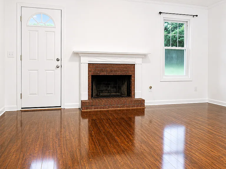 535 Pebble Blvd — Photo 11